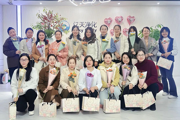 女神節(jié)丨祝你向陽而生，光芒萬丈！