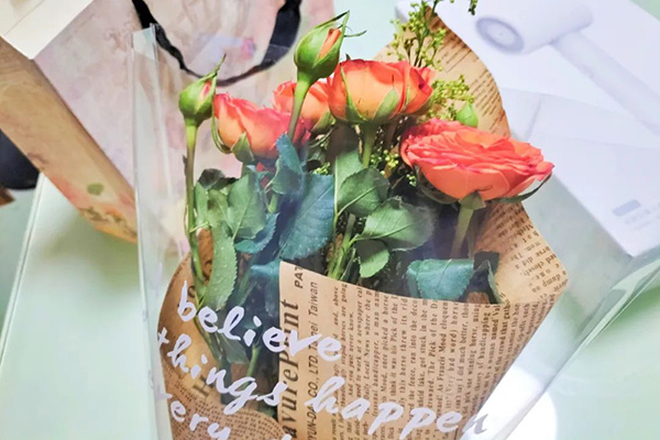 女神節(jié)丨祝你向陽而生，光芒萬丈！